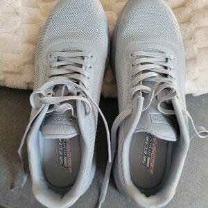 Skechers Women's Gray Athletic Shoes